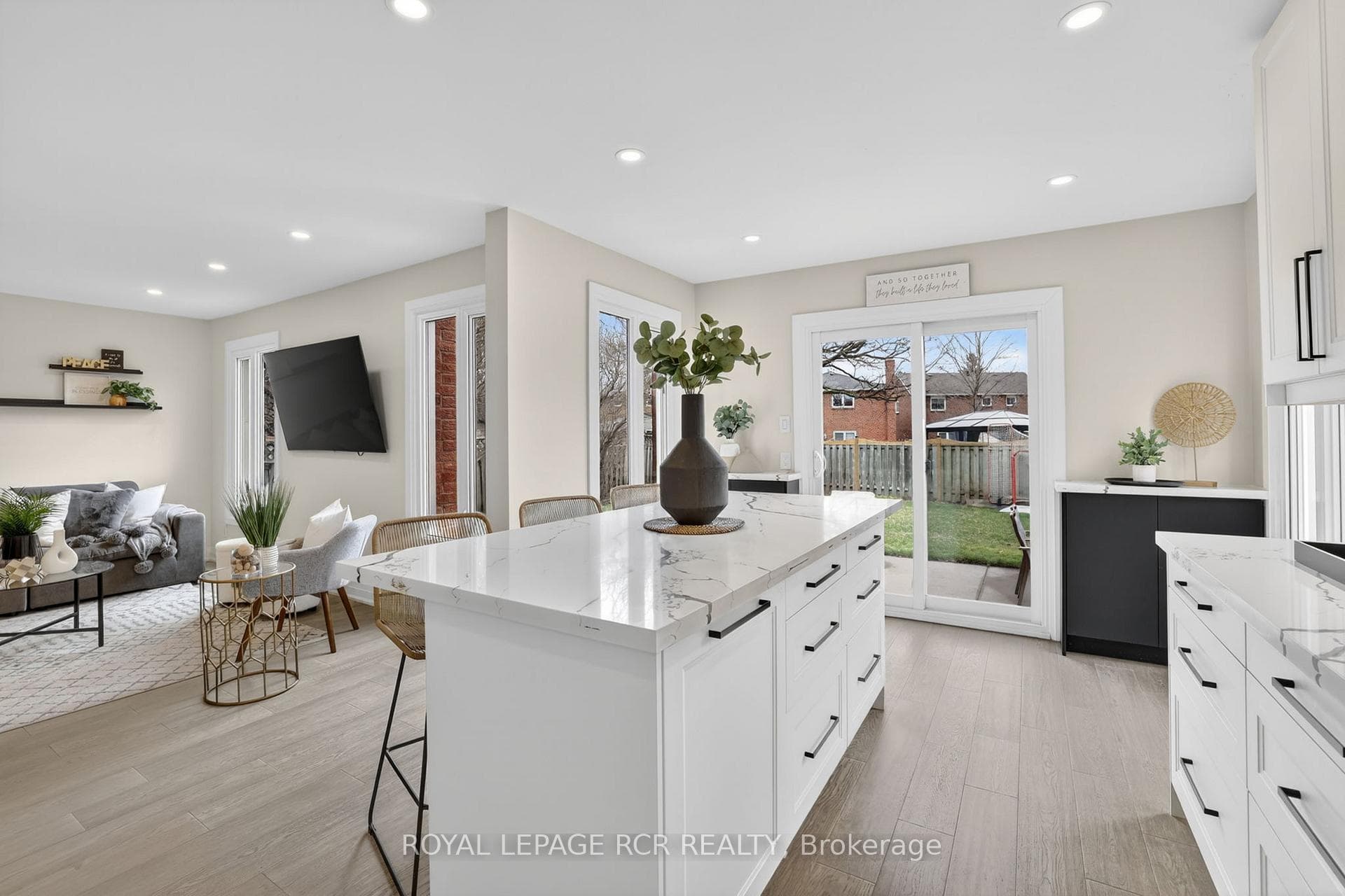 186 Patna Crescent photo 15