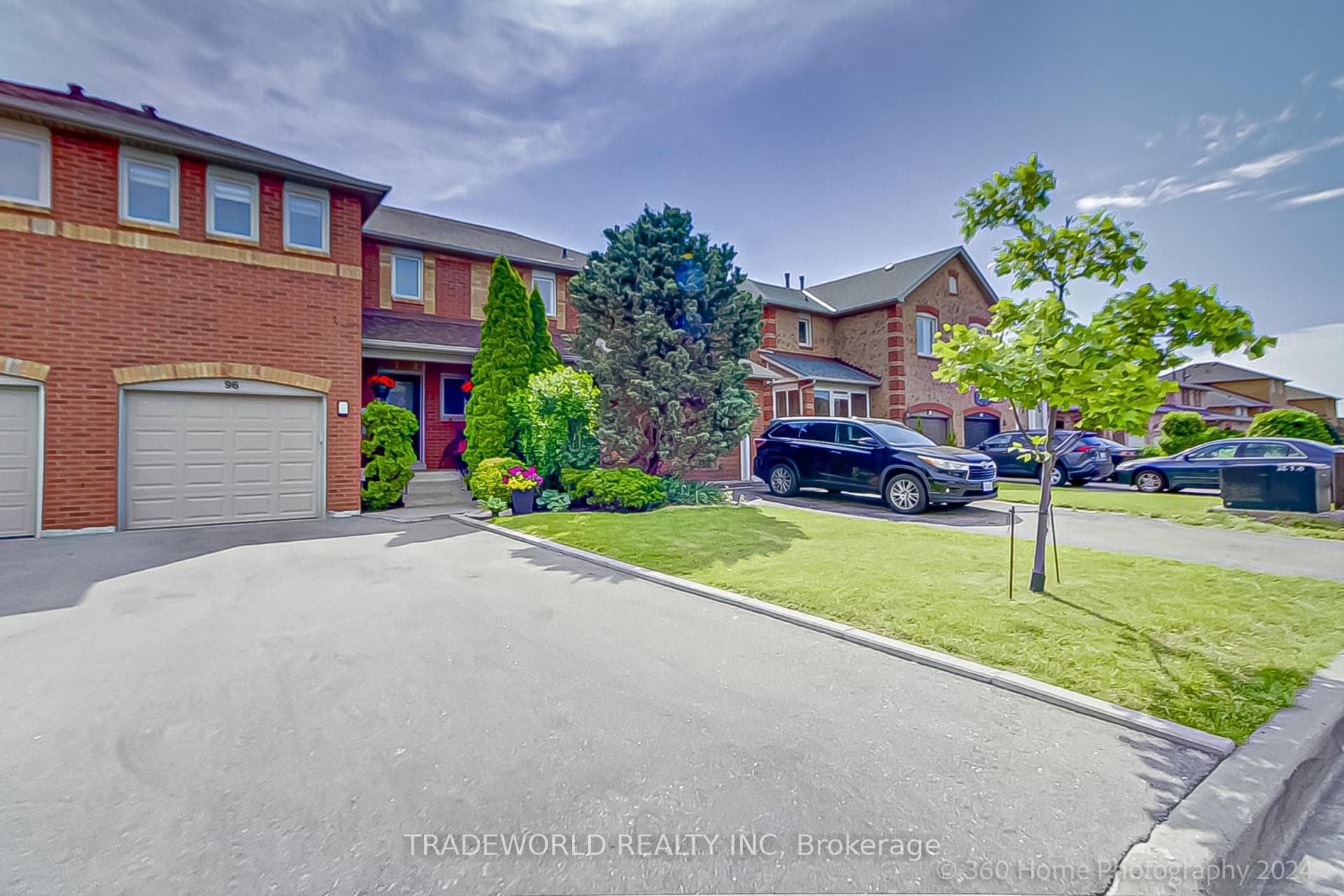 96 Carron Avenue photo 3
