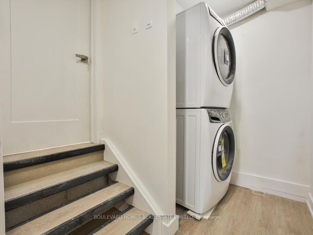 102 Terryhill Crescent Unit Basement photo 8