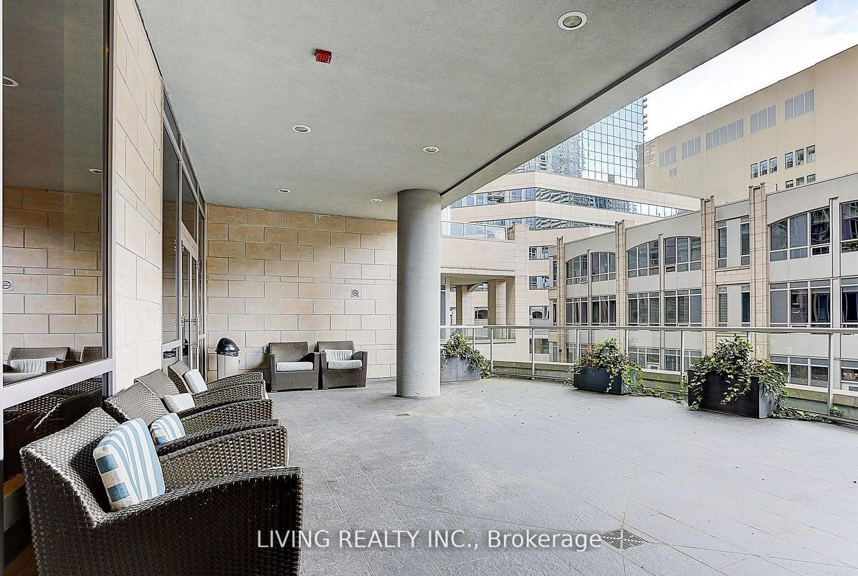 761 Bay Street Unit 3212 photo 25