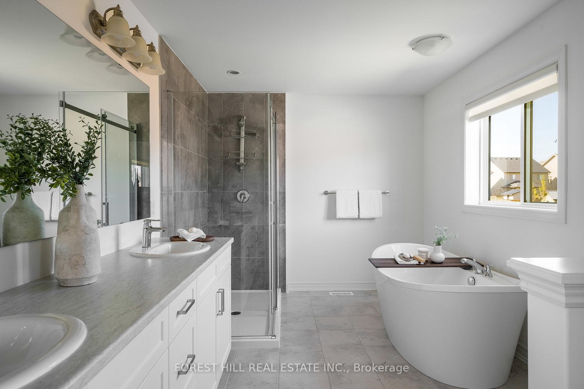 8 Spencer Street photo 17