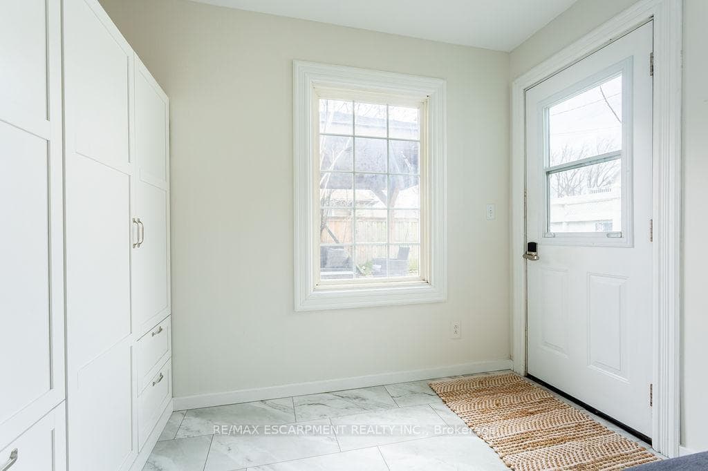 270 Beach Boulevard photo 30