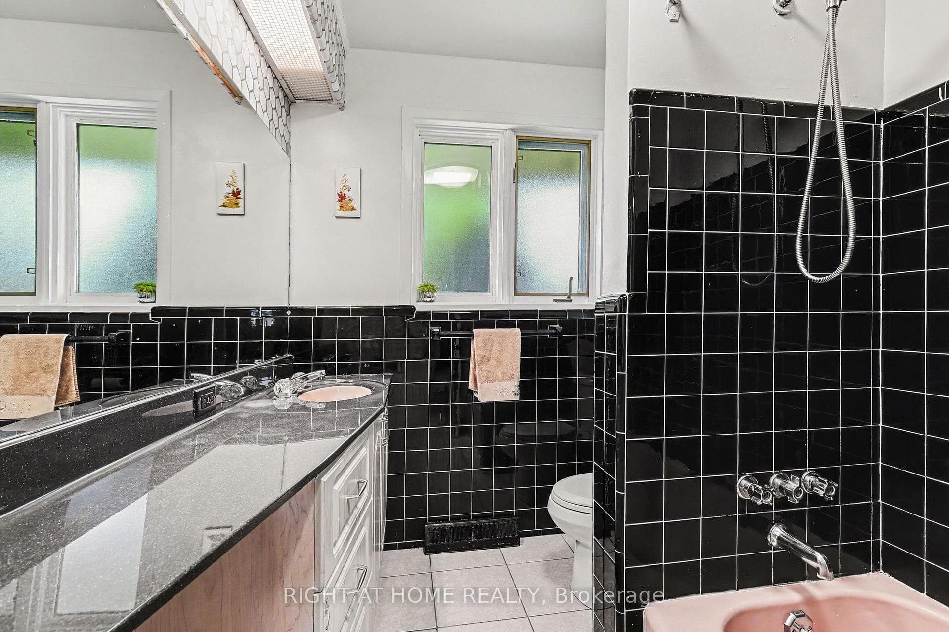 1640 FISHER Avenue photo 13