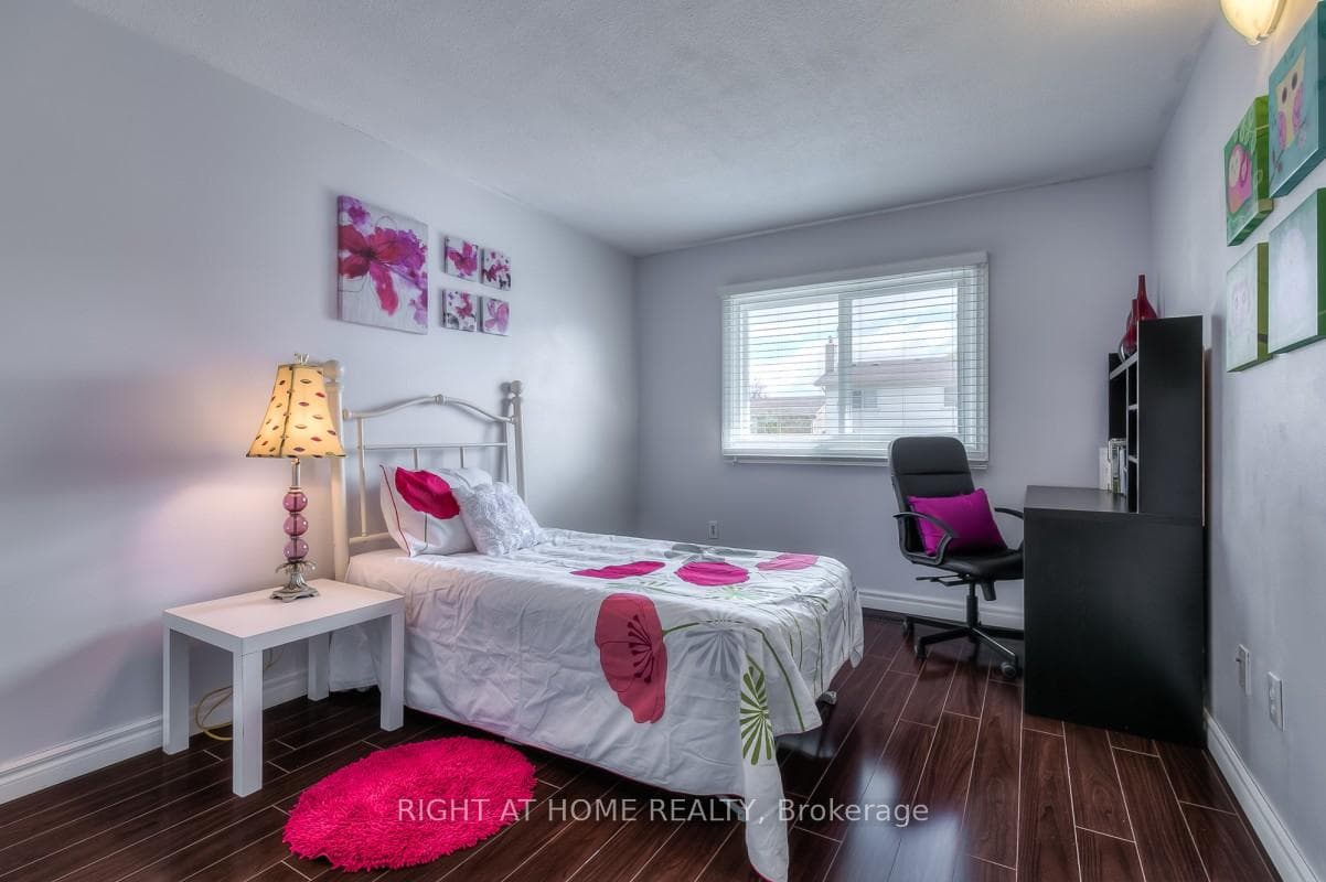 76 Ashridge Drive photo 14