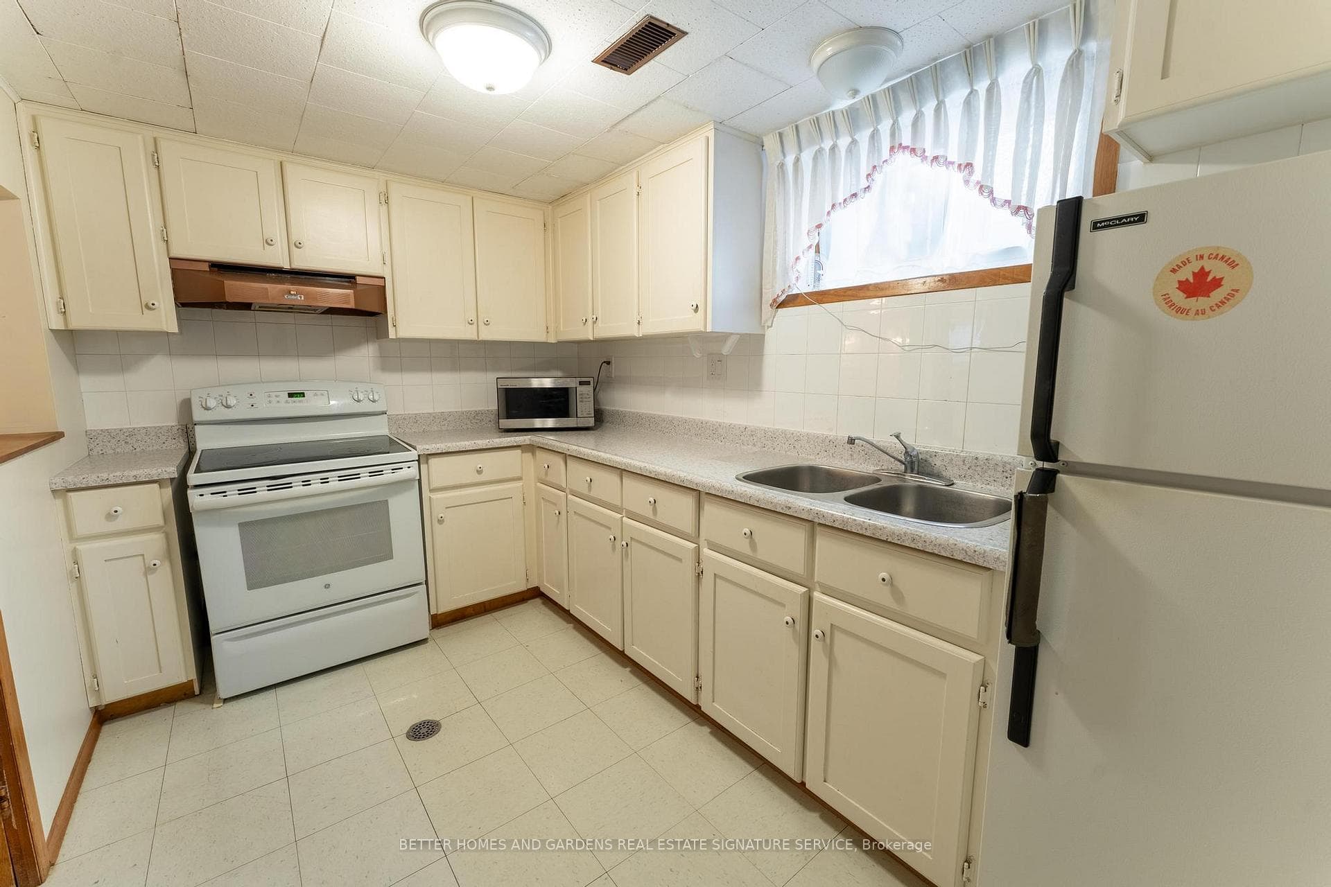15 Joy Court Unit Bsmt photo 5