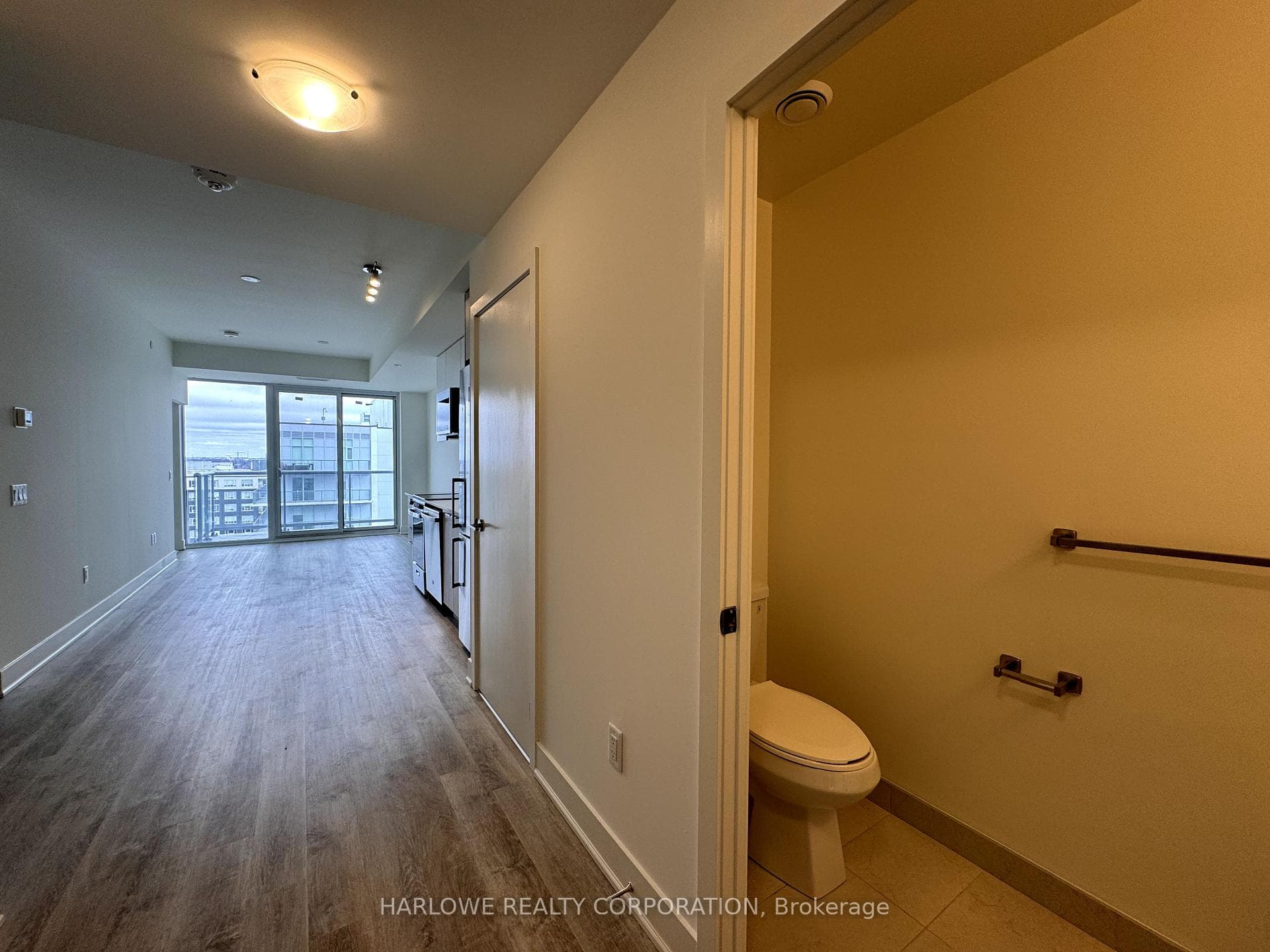 185 Deerfield Road Unit 1401 photo 13