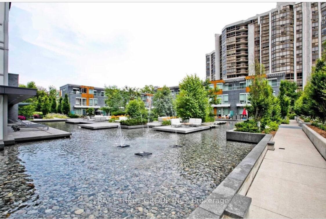 88 Sheppard Avenue Unit 215 photo 14