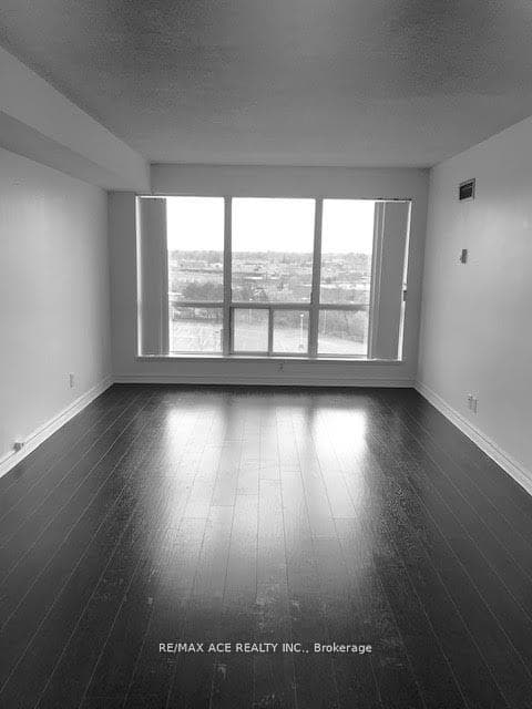 8 Lee Centre Drive Unit 610 photo 7