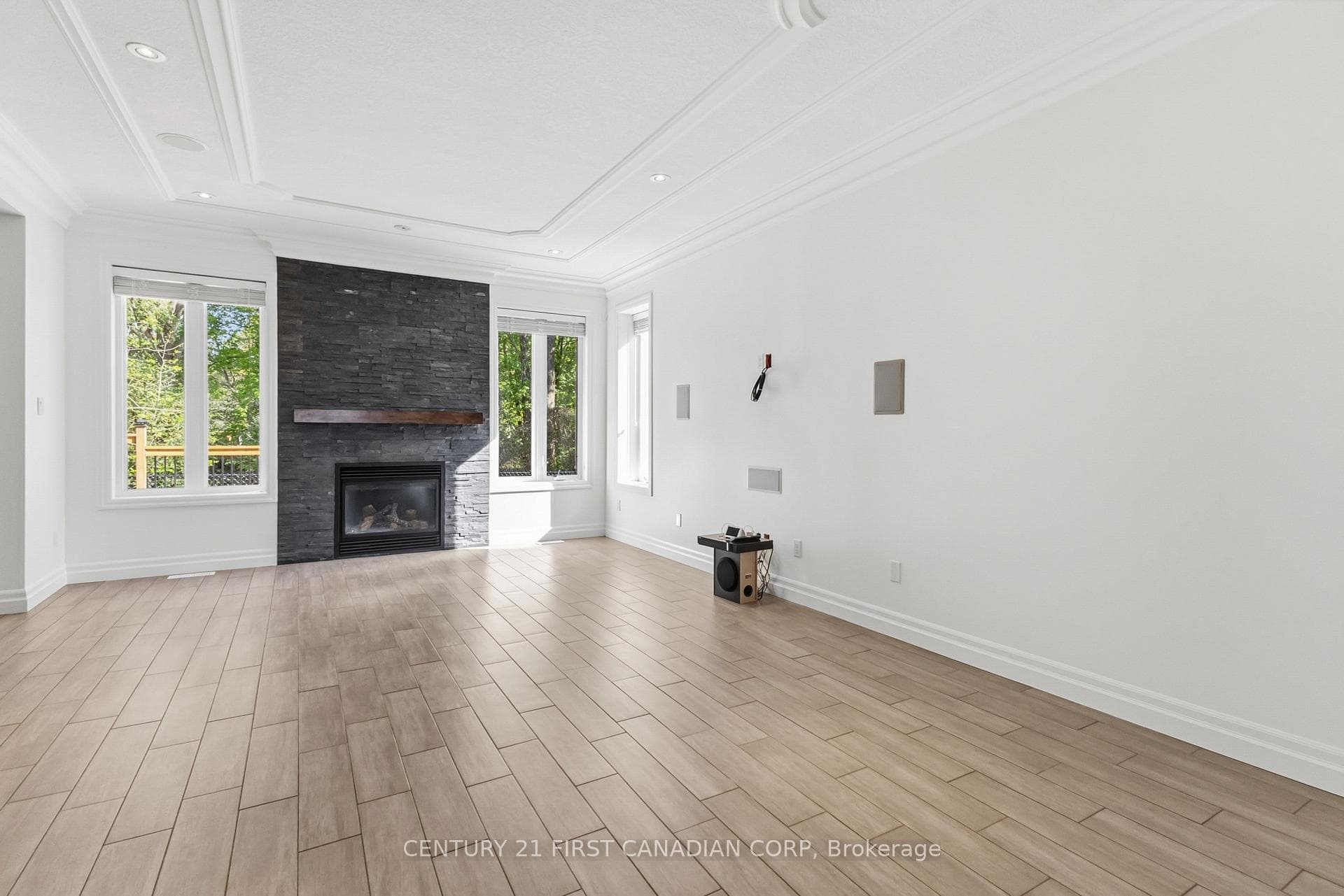 307 Portrush Place photo 6
