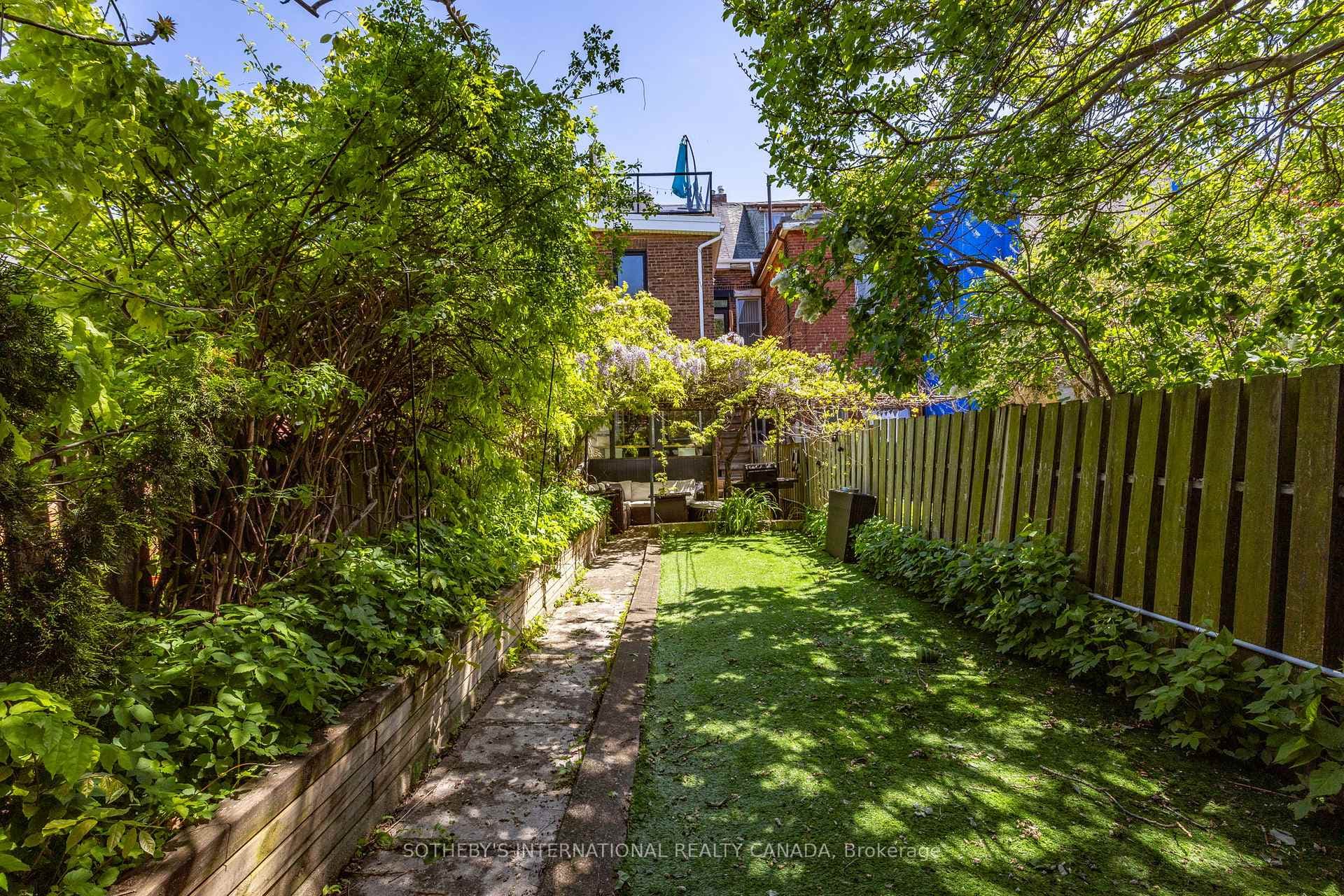 284 Euclid Avenue Unit Main photo 18