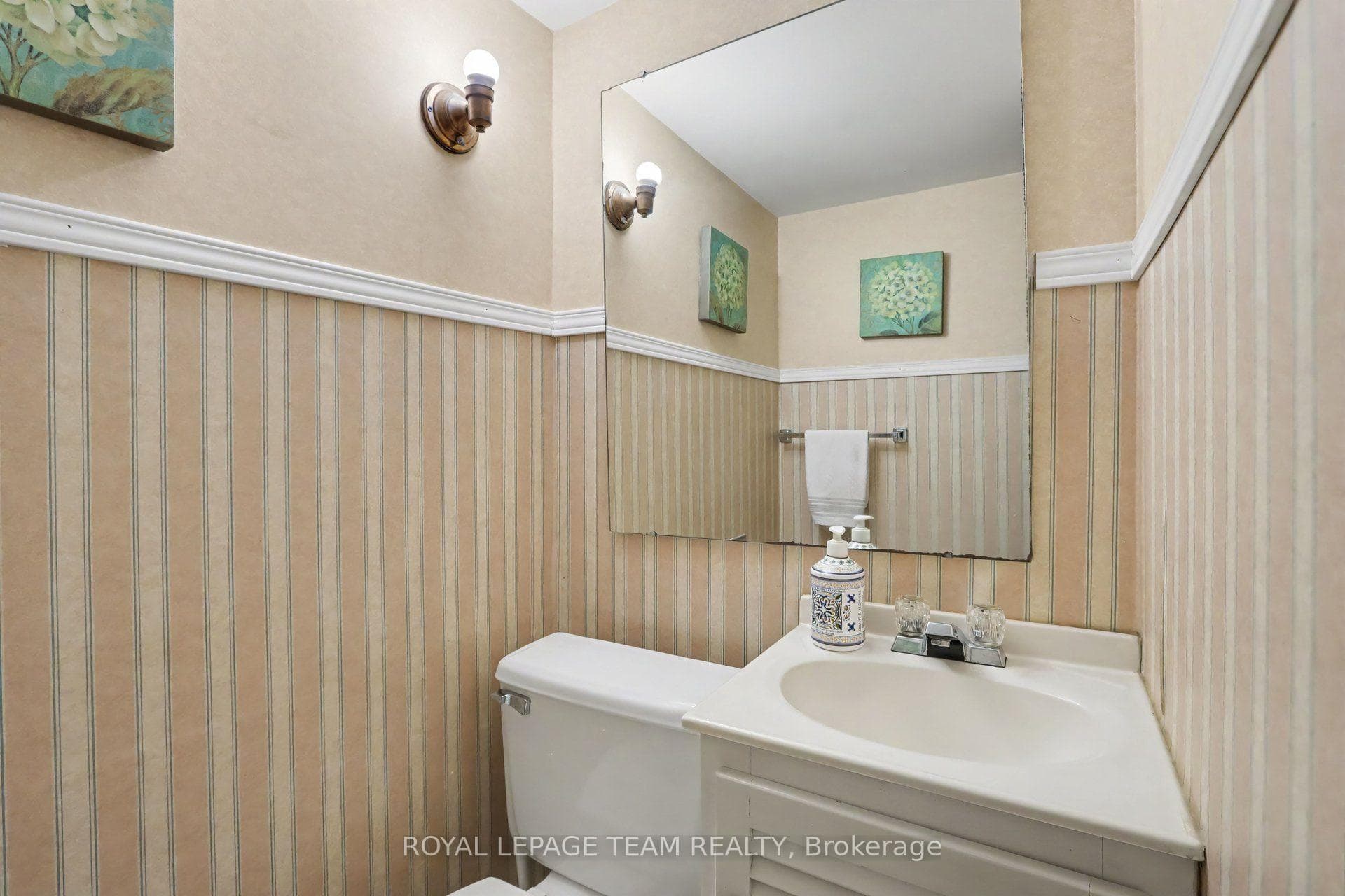 95 Seabrooke Drive photo 23