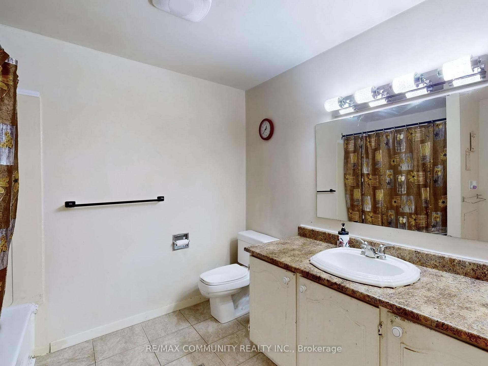 30 Calora Court photo 27