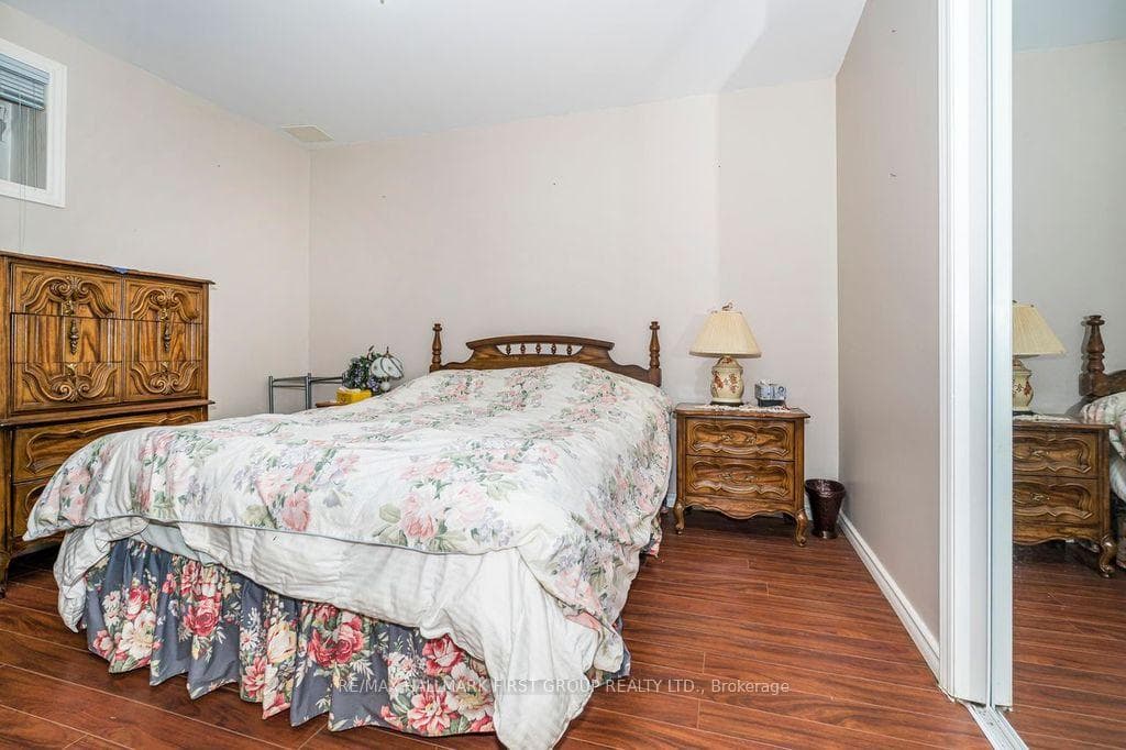 931 Pickering Beach Road photo 25
