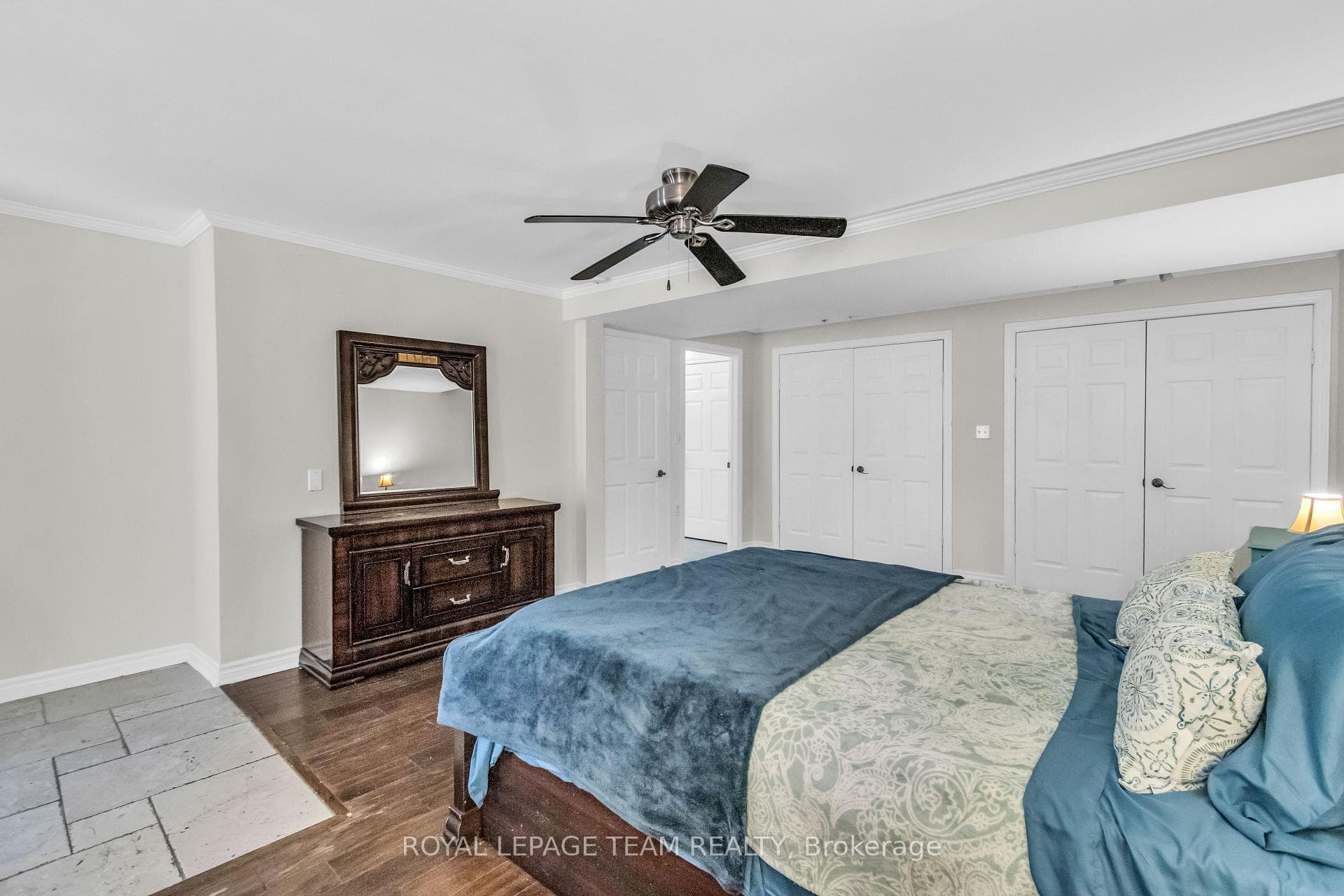 7706 Alfred Street photo 13
