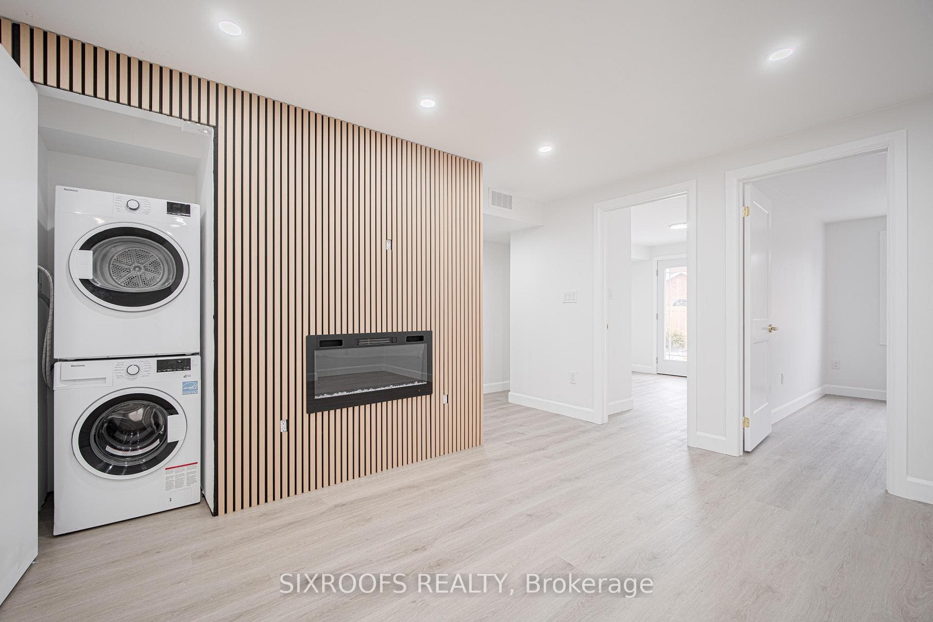 23 San Vito Drive Unit Lower photo 4