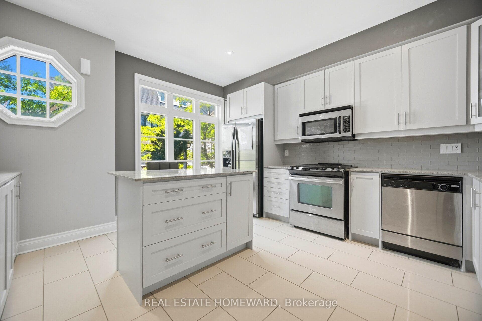 62 Cormier Heights photo 12