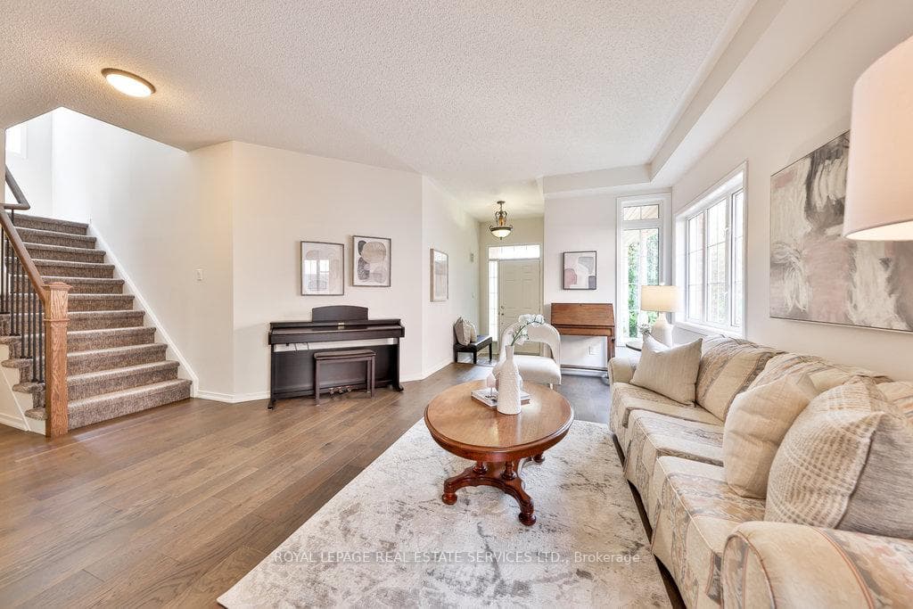 2492 Westoak Trails Boulevard photo 8