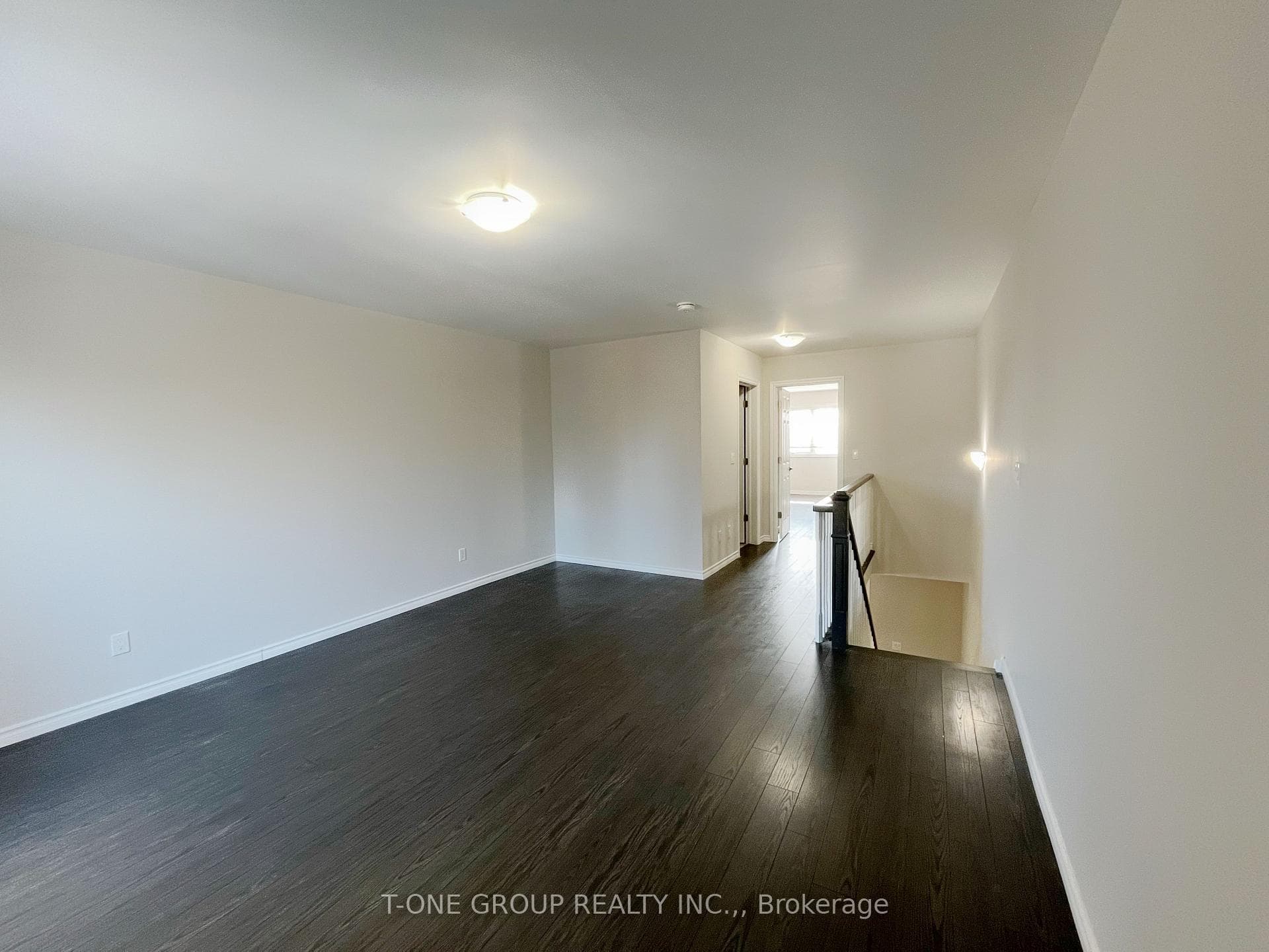 206C Finch Avenue photo 7