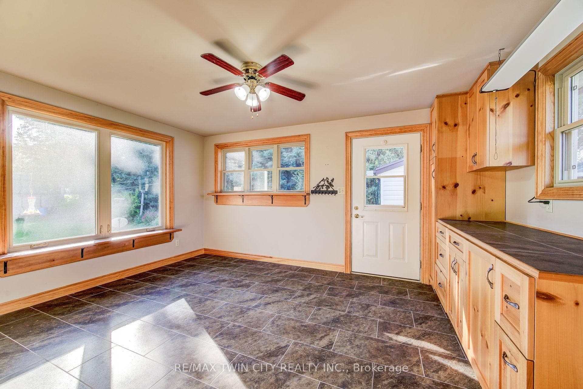3720 Manser Road photo 27