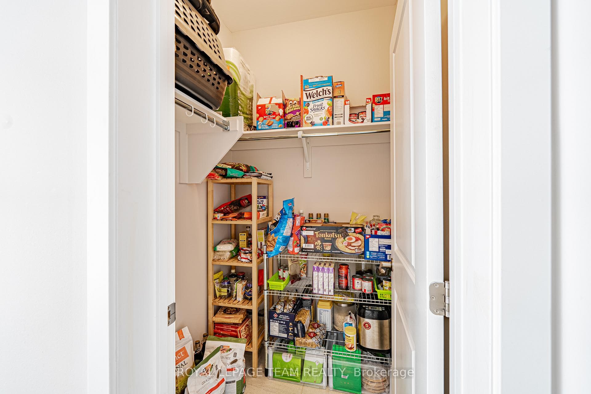 863 Moonrise Terrace photo 4