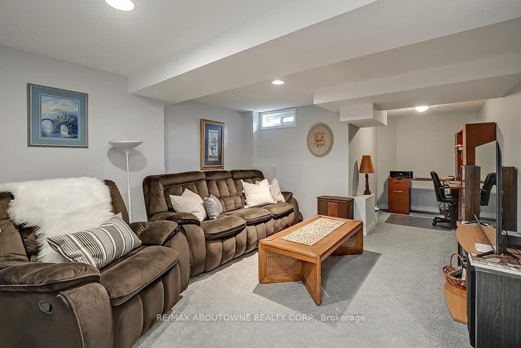 286 Hamilton Drive Unit 1 photo 33