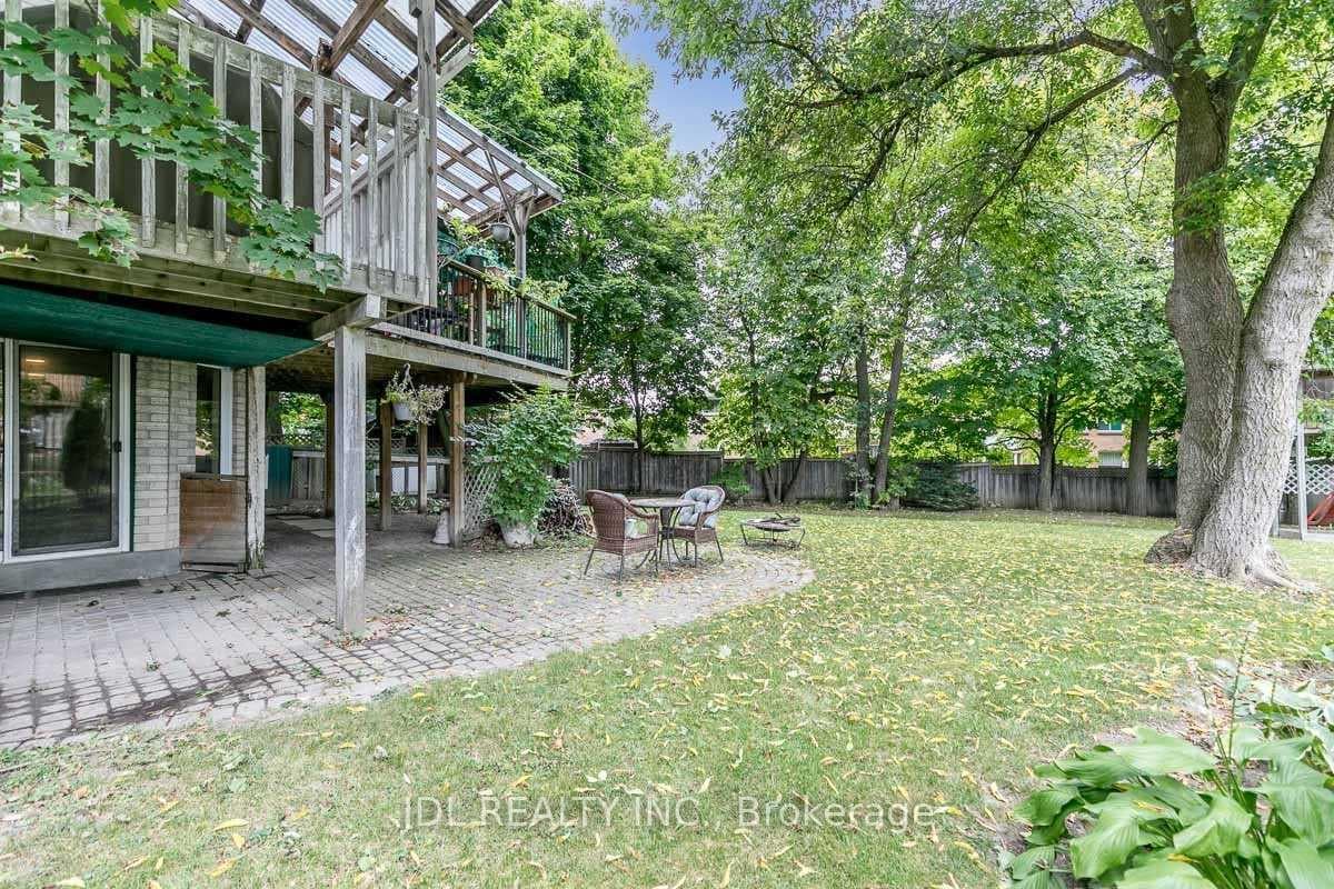 87 Hammond Drive photo 24
