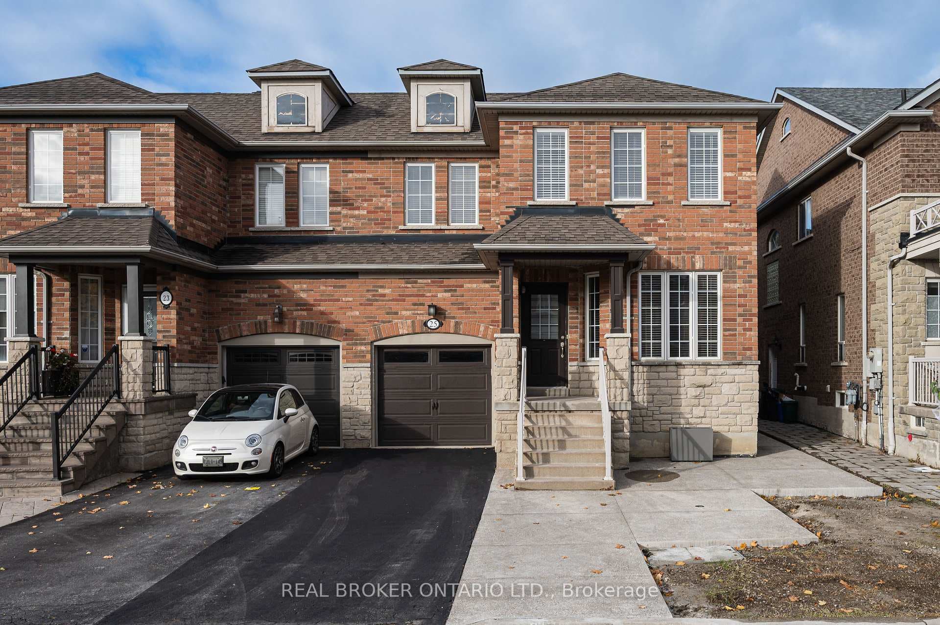 25 Arundel Drive photo 1