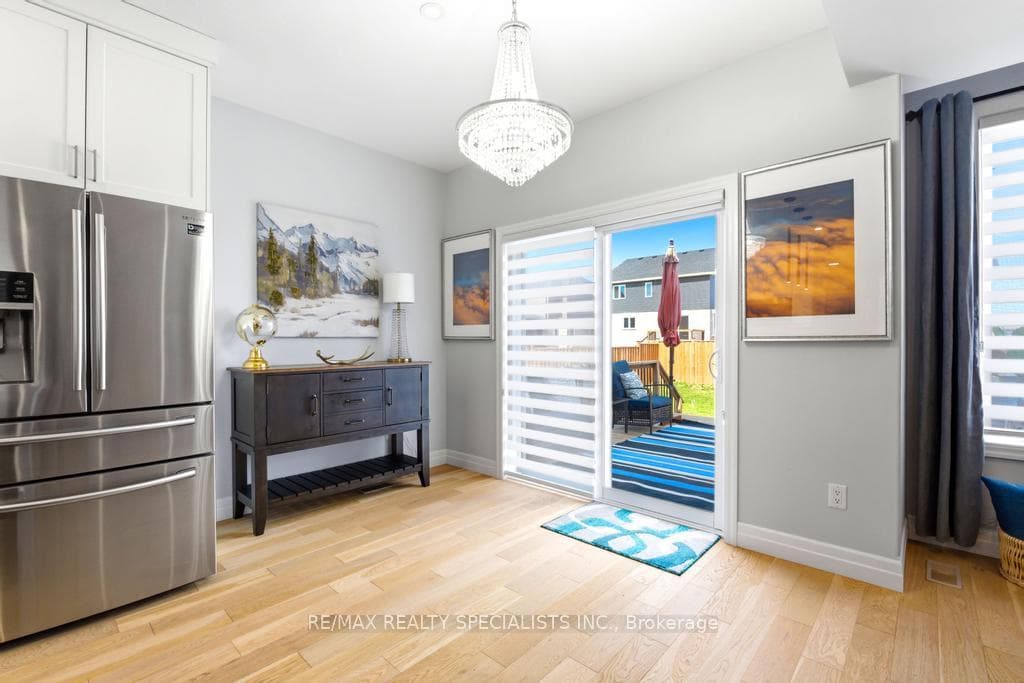 45 Peggy Avenue photo 16