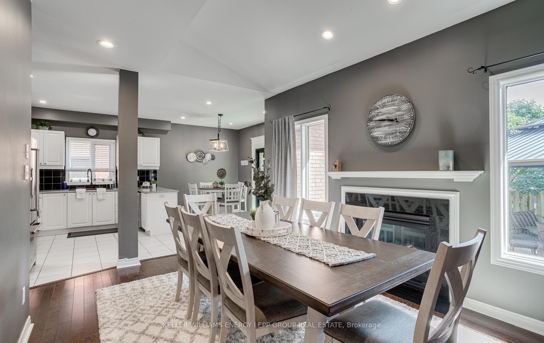 15 Castle Green Drive photo 10