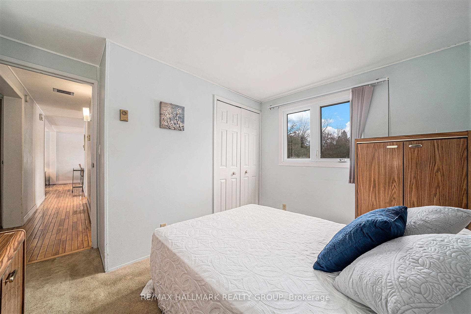 210 Dodson Street photo 8