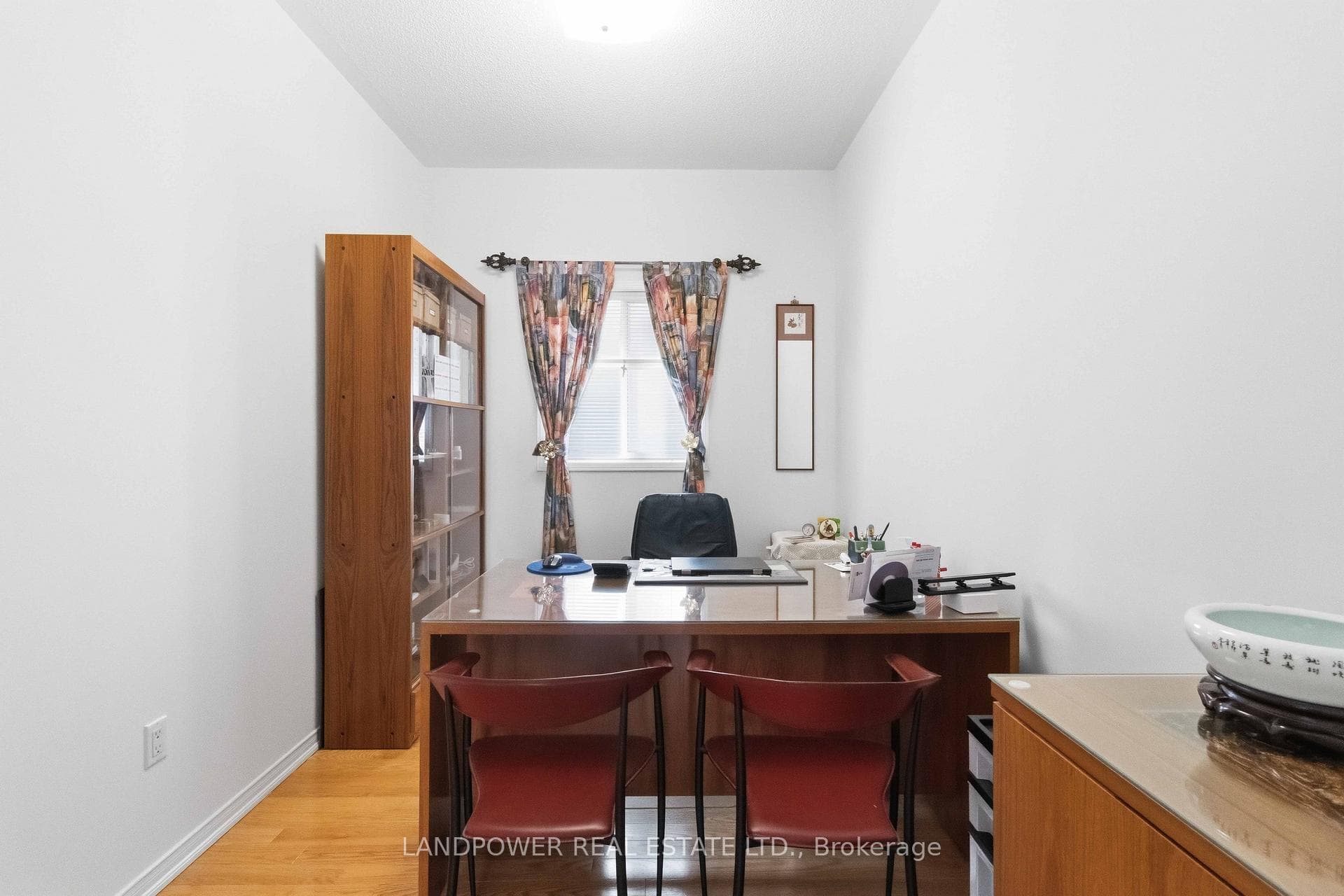 55 Garland Crescent photo 14
