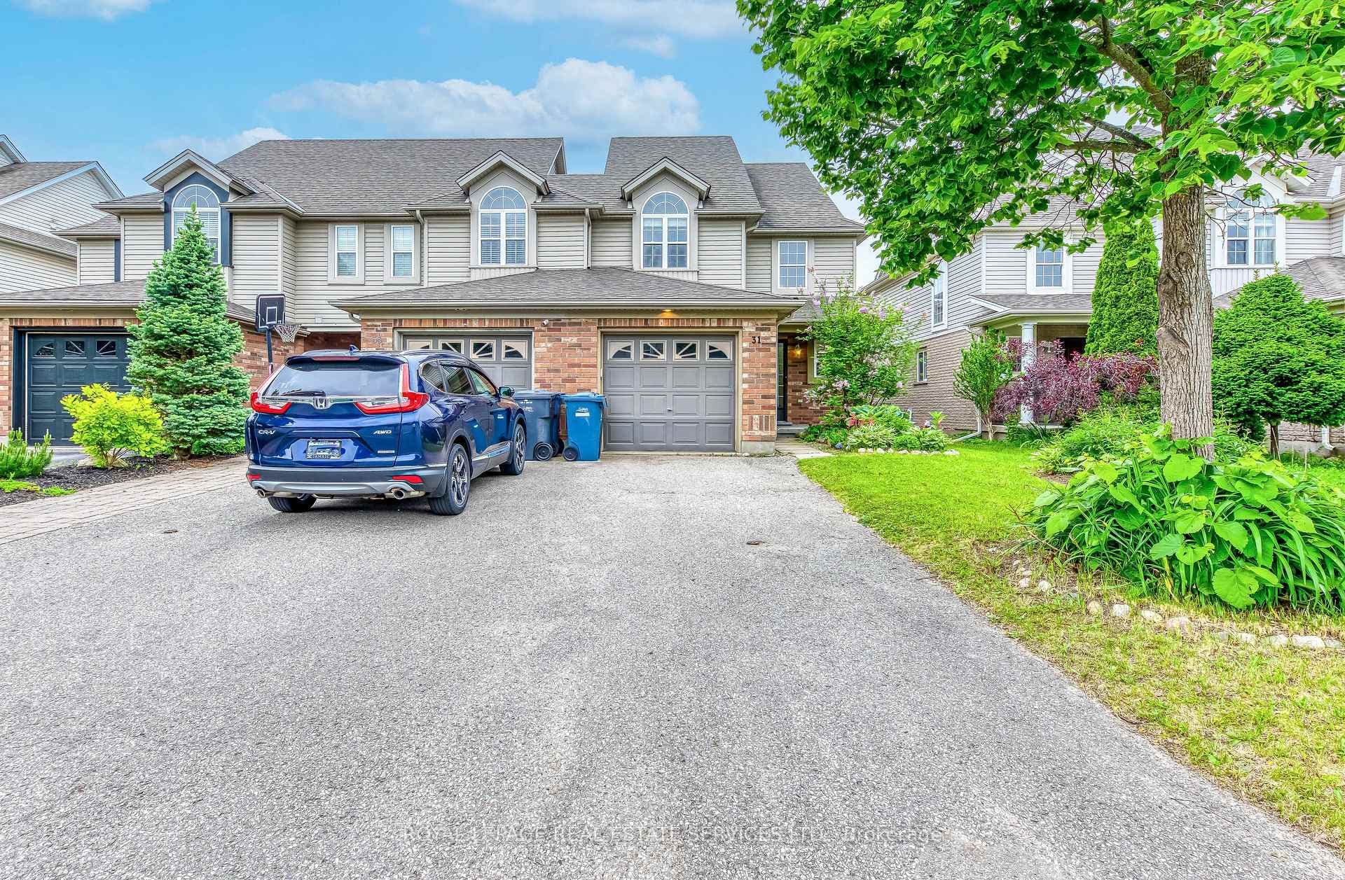 31 EUGENE Drive photo 1