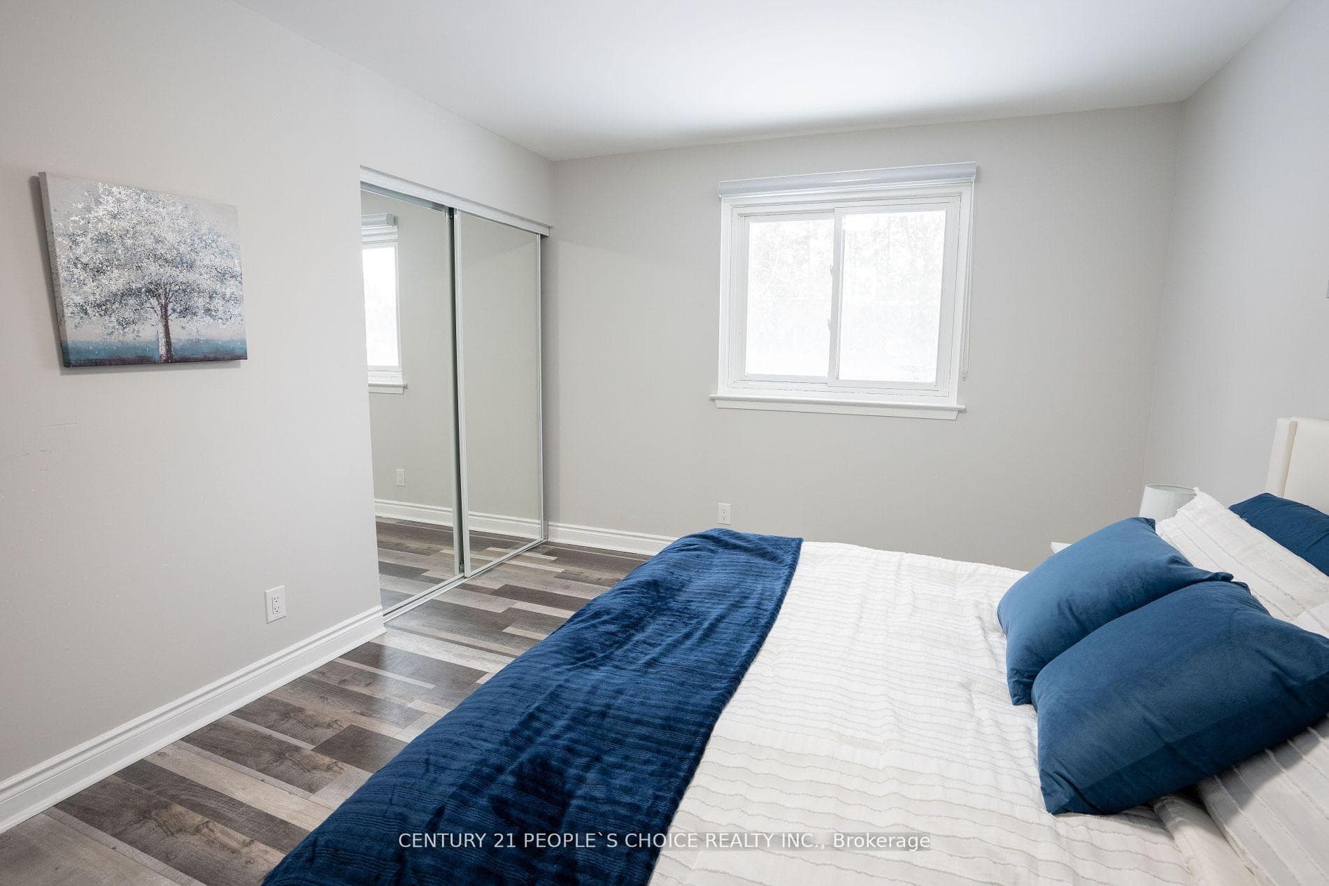 5 Ladore Drive photo 26