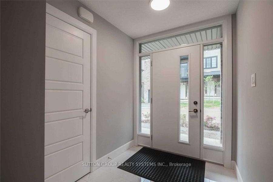 2610 Kettering Place Unit 17 photo 3