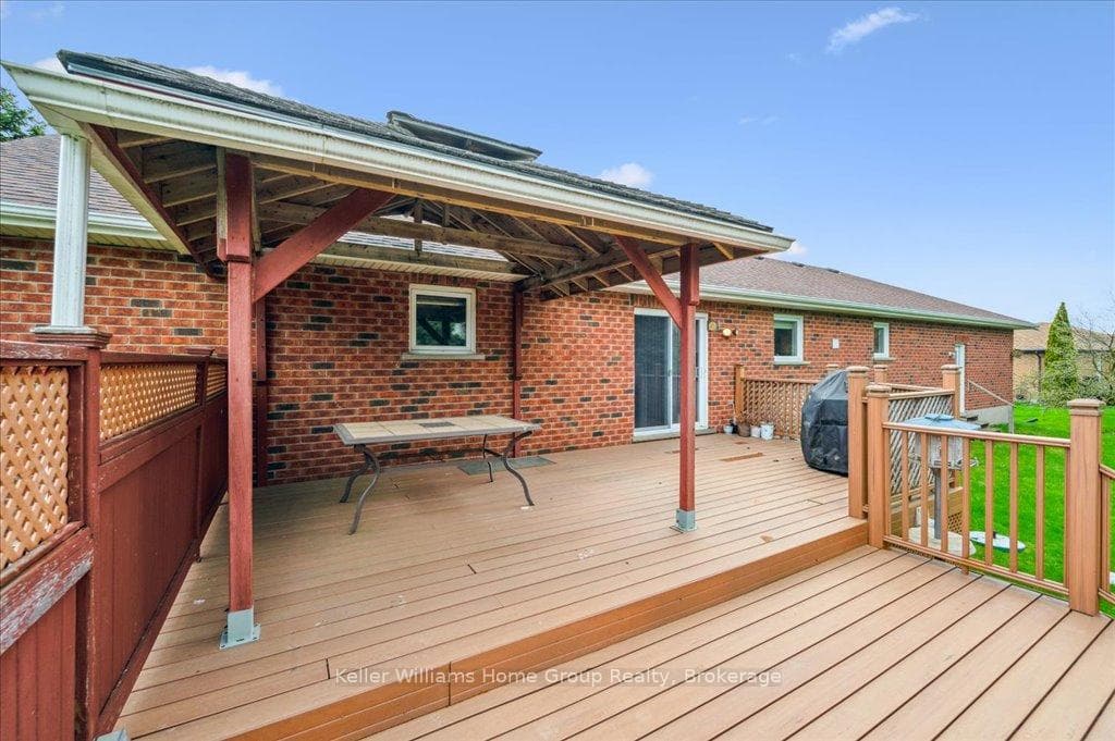 51 Nesbitt Street photo 33