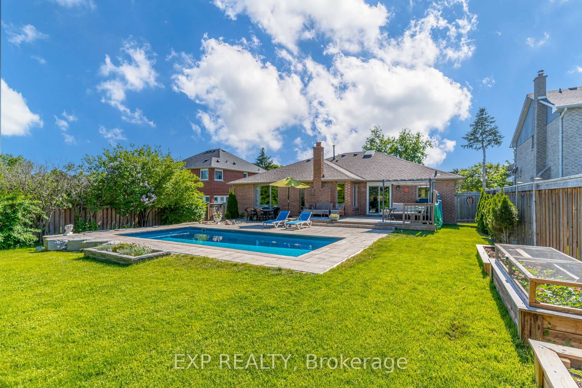 27 Fern Valley Crescent photo 34