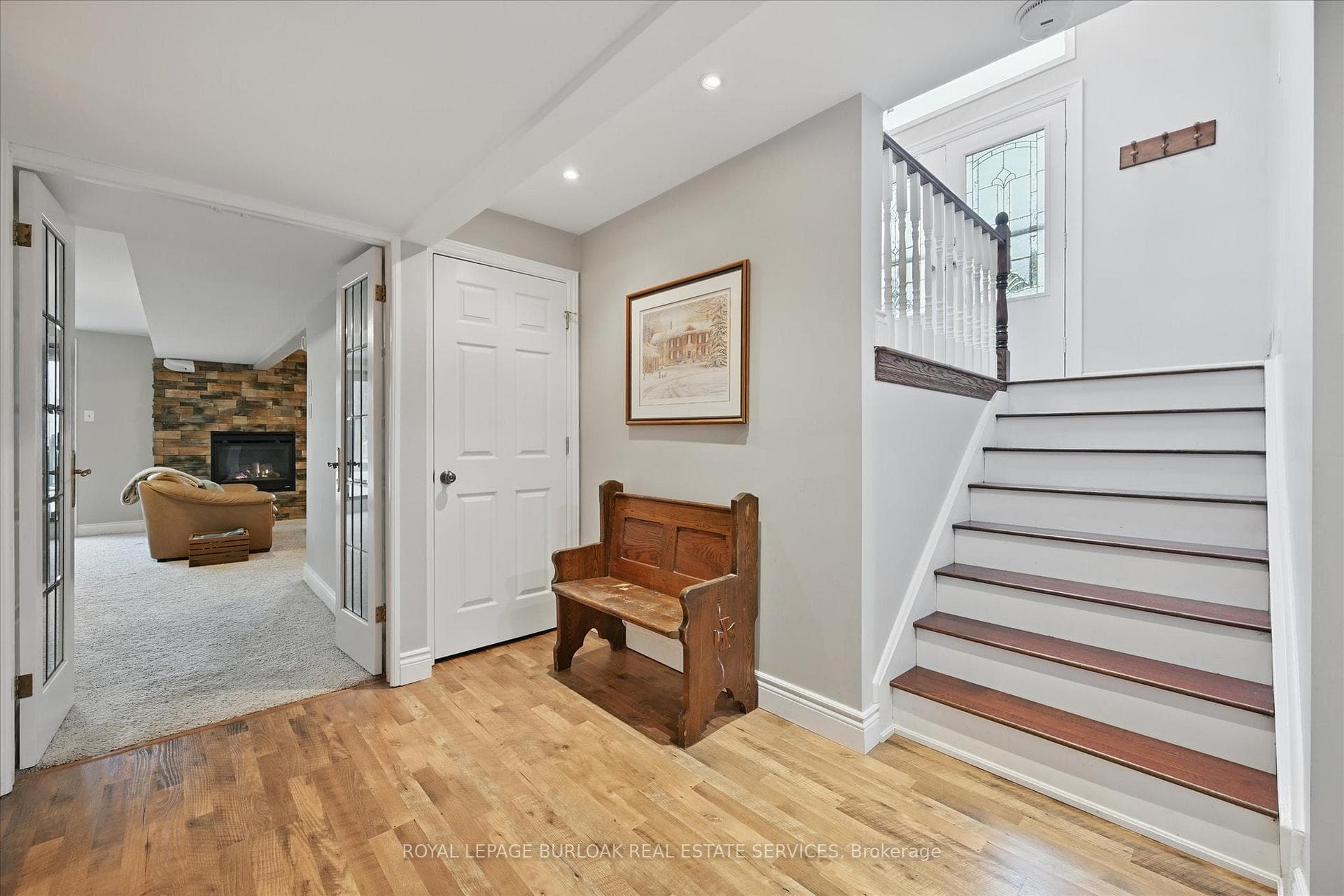768 King Road photo 24