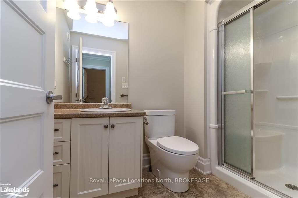 48 CLOVER Crescent photo 18