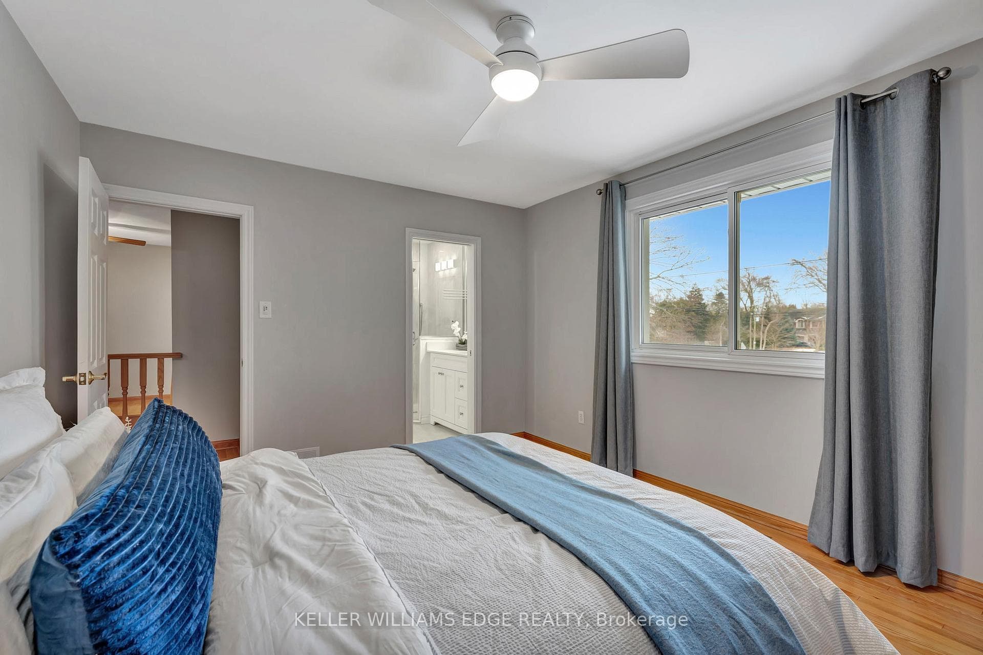 1554 VENETIA Drive photo 18