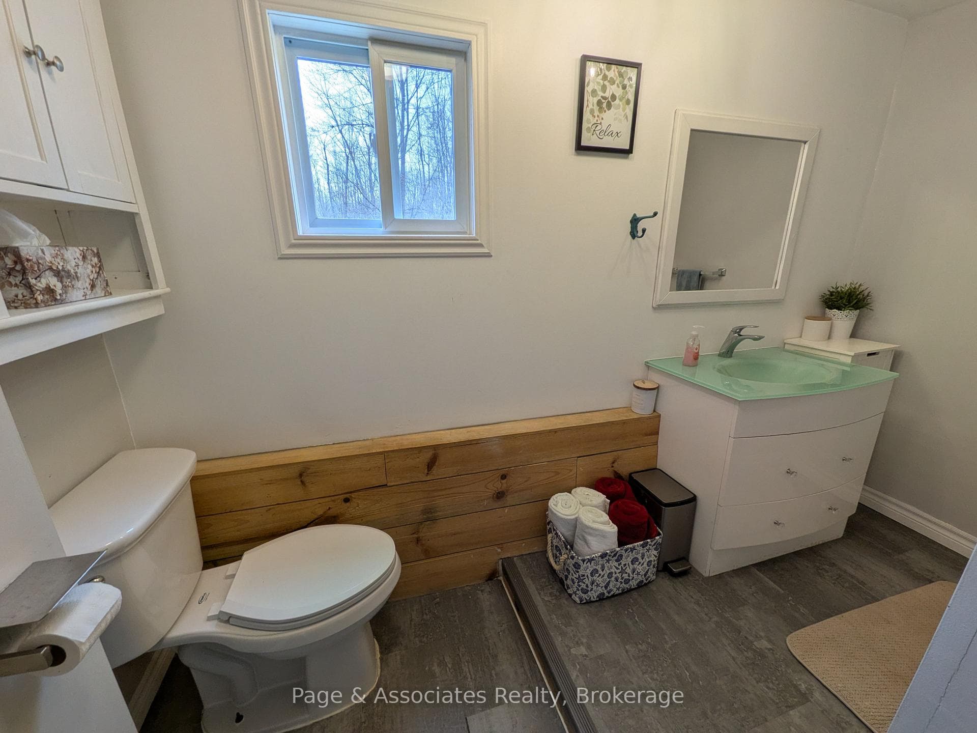 445 Eugene Road photo 12