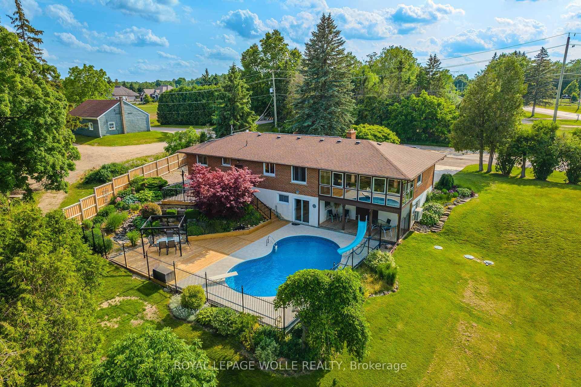 3850 Beaverdale Road photo 2