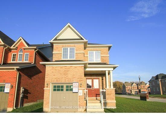 683 Baldwin Crescent photo 1