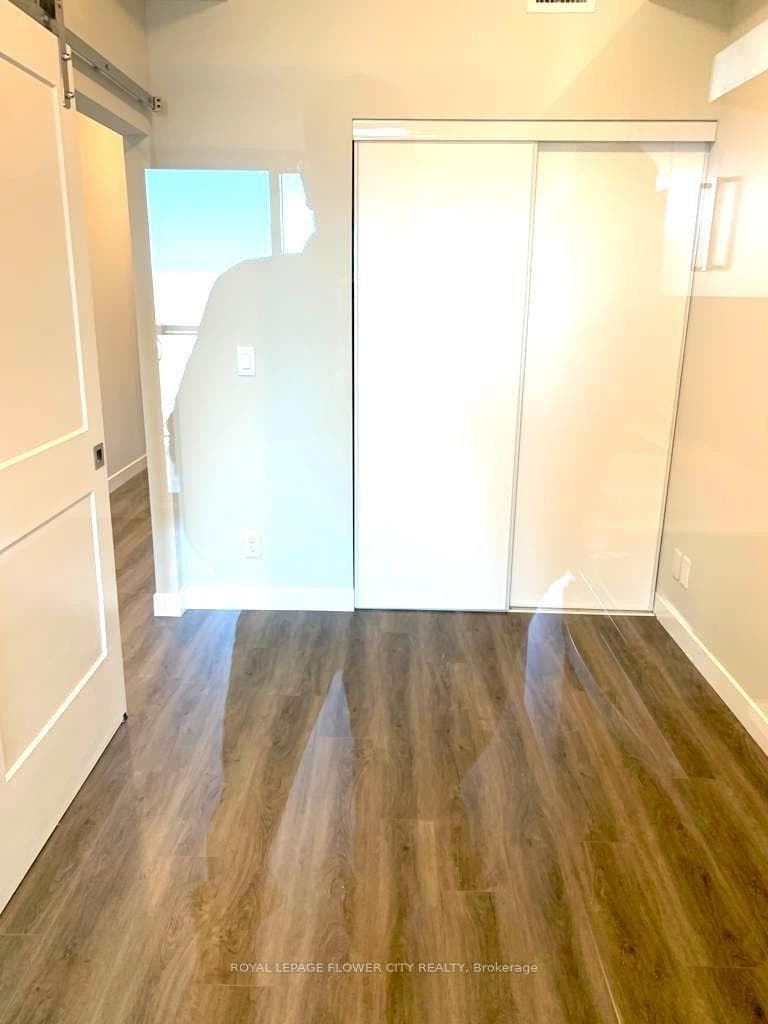 15 Queen Street Unit 1205 photo 9