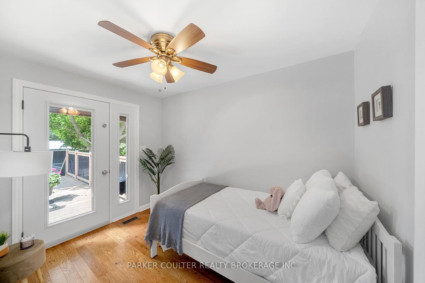 56 South Street photo 19