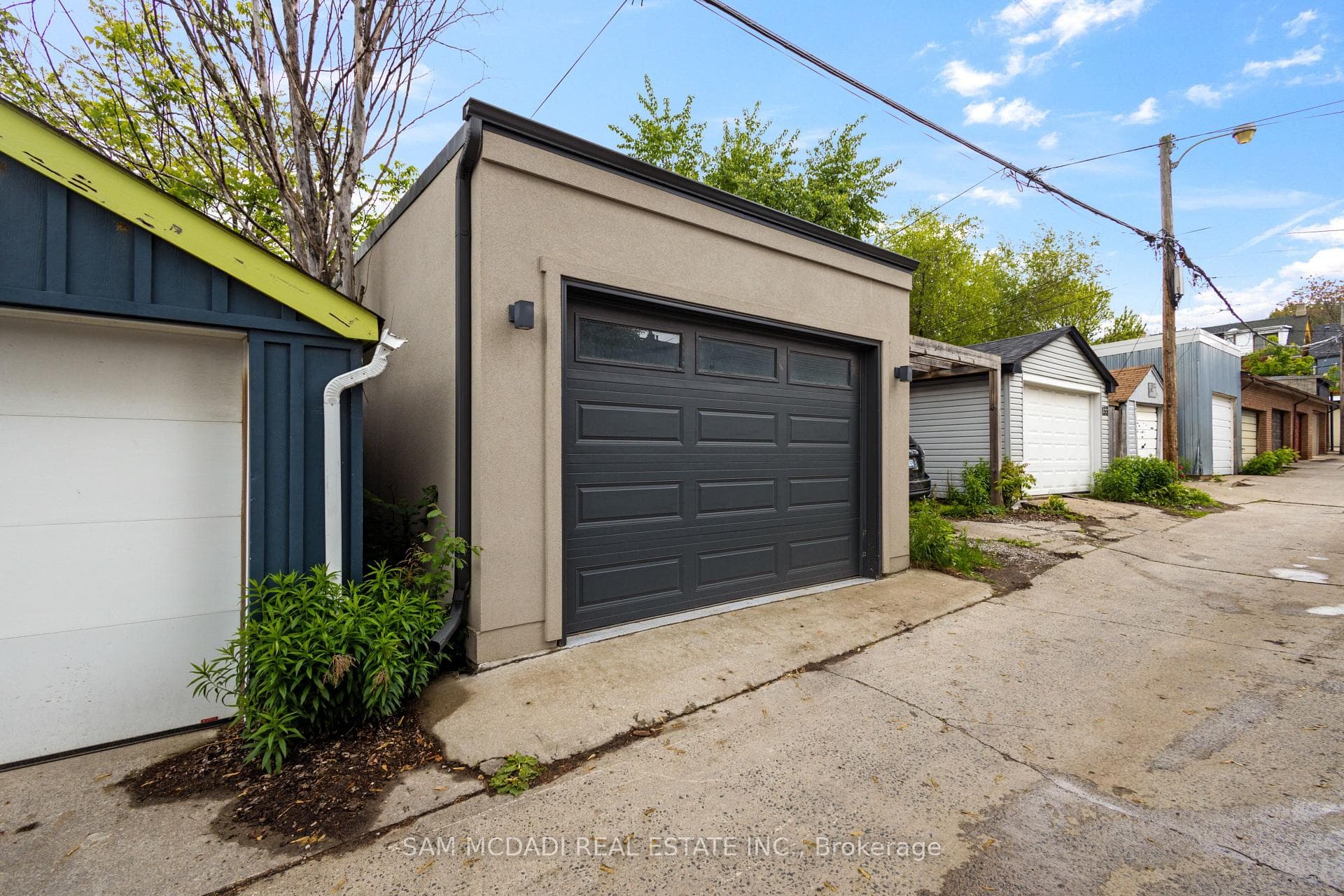 129 Beaconsfield Avenue photo 49