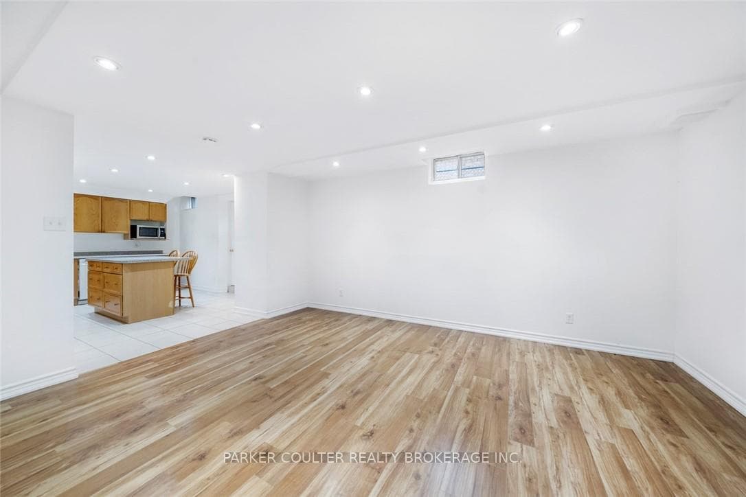 56 Bishop Drive photo 32