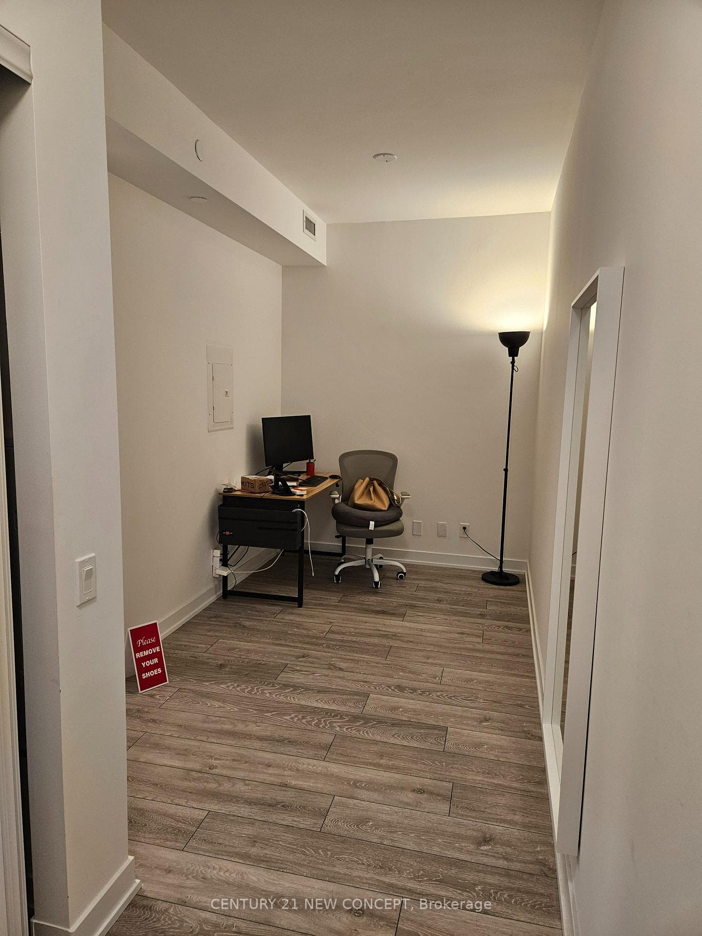 108 Peter Street Unit 2215 photo 17