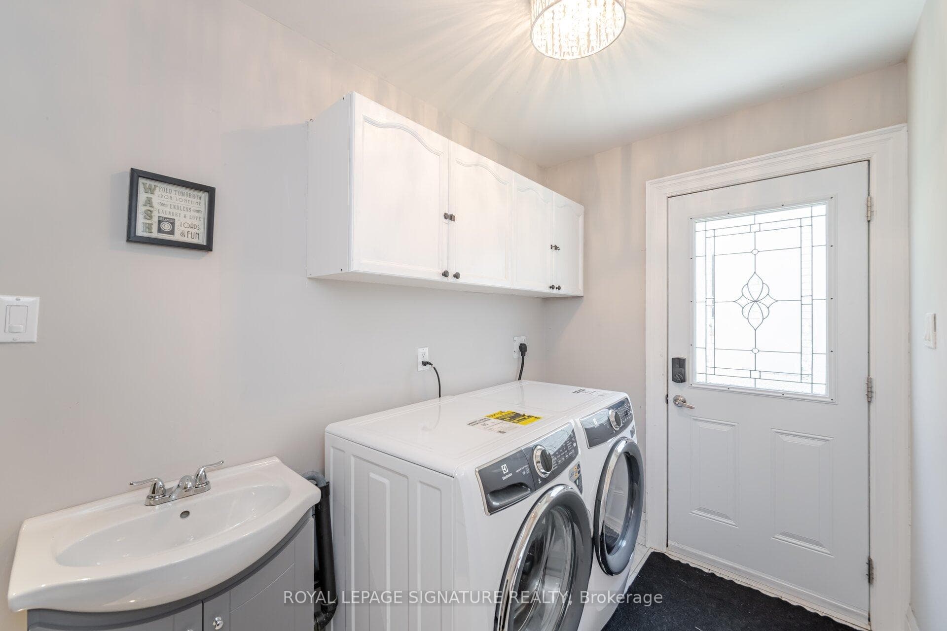 5963 Grossbeak Drive photo 14