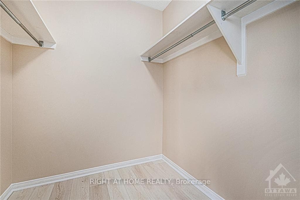 116 SHADY GROVE Street photo 17