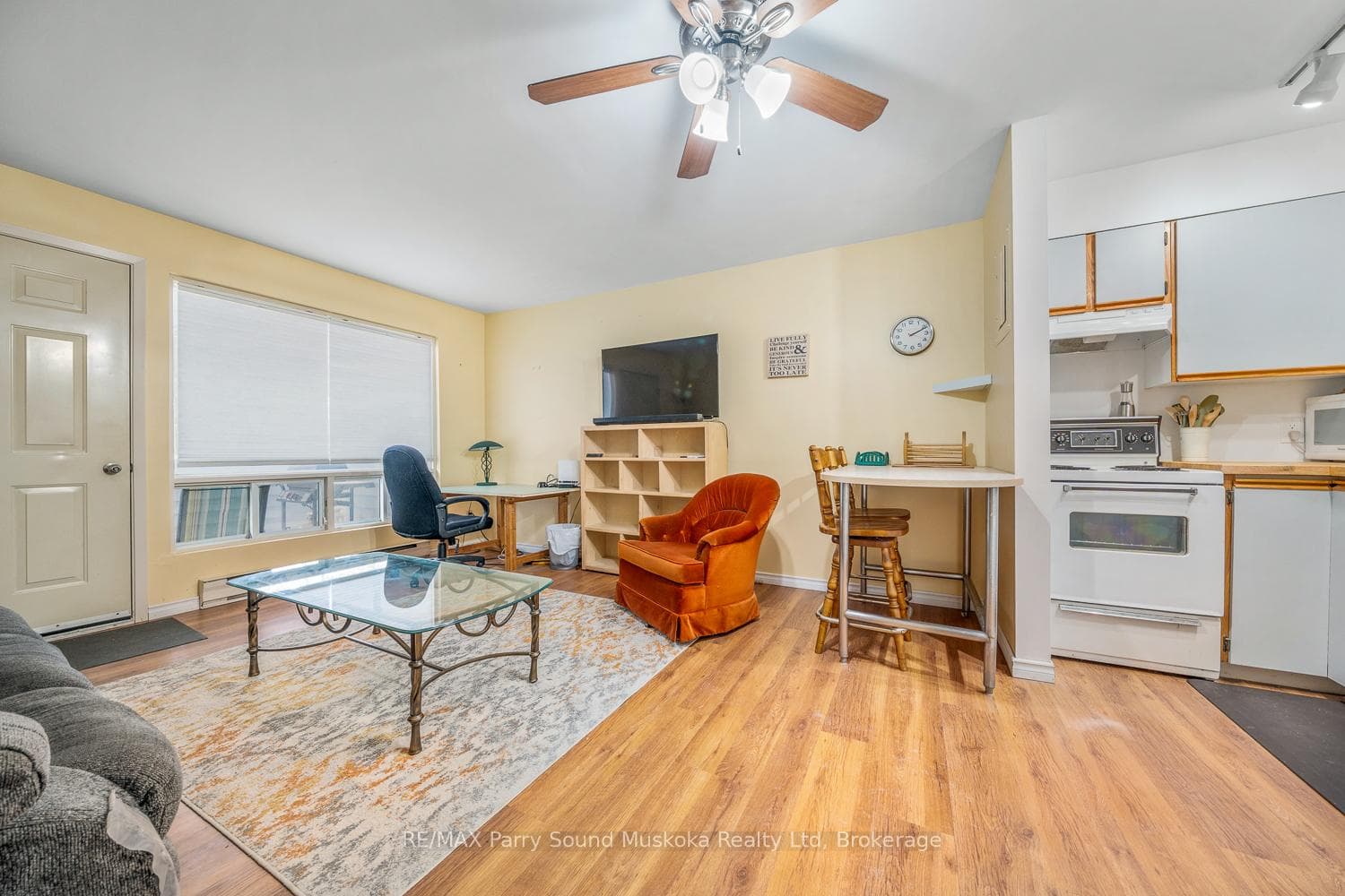 1 Georgian Bay Avenue Unit 212 photo 11